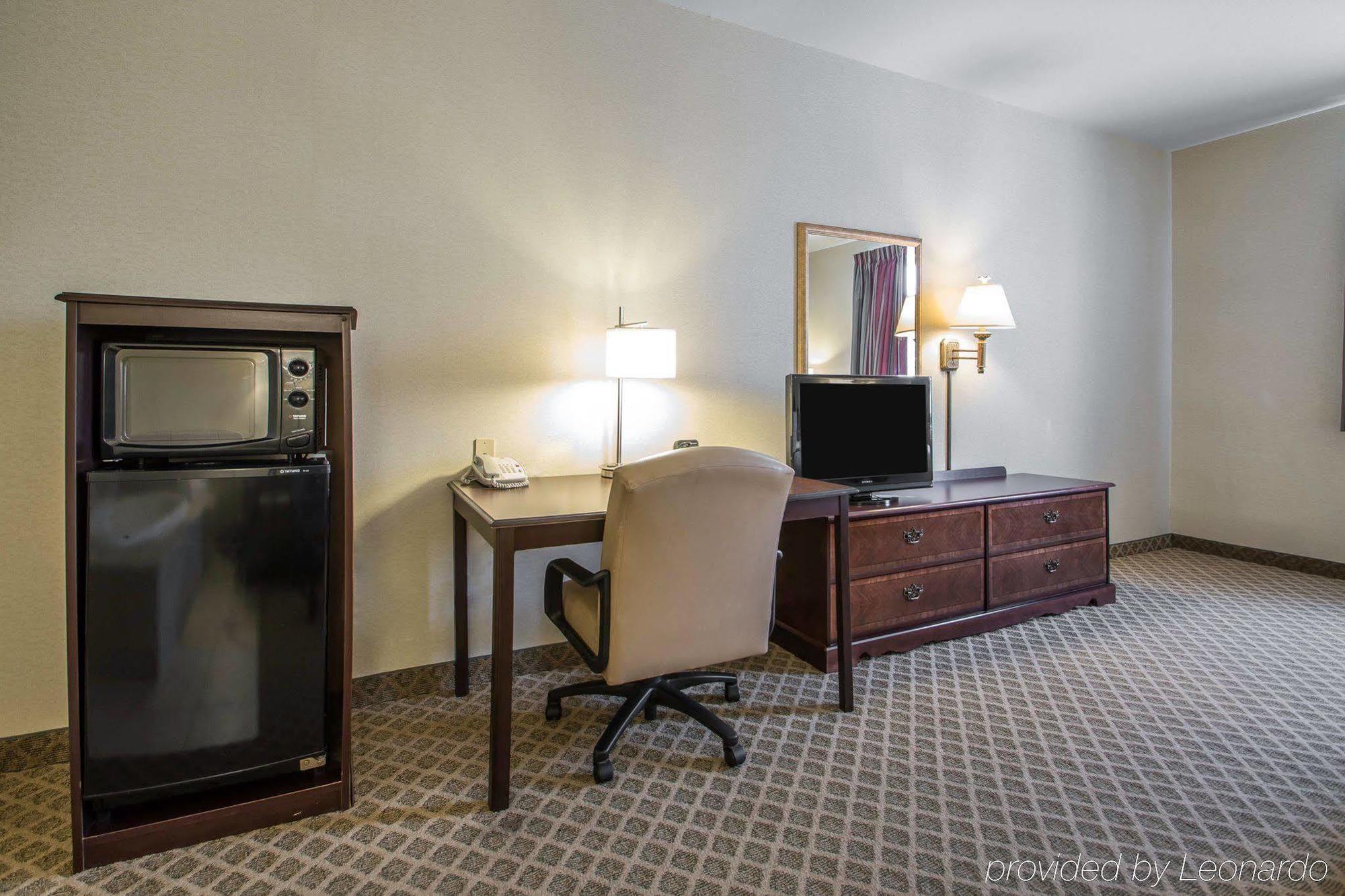 Cobblestone Suites - Ripon Extérieur photo
