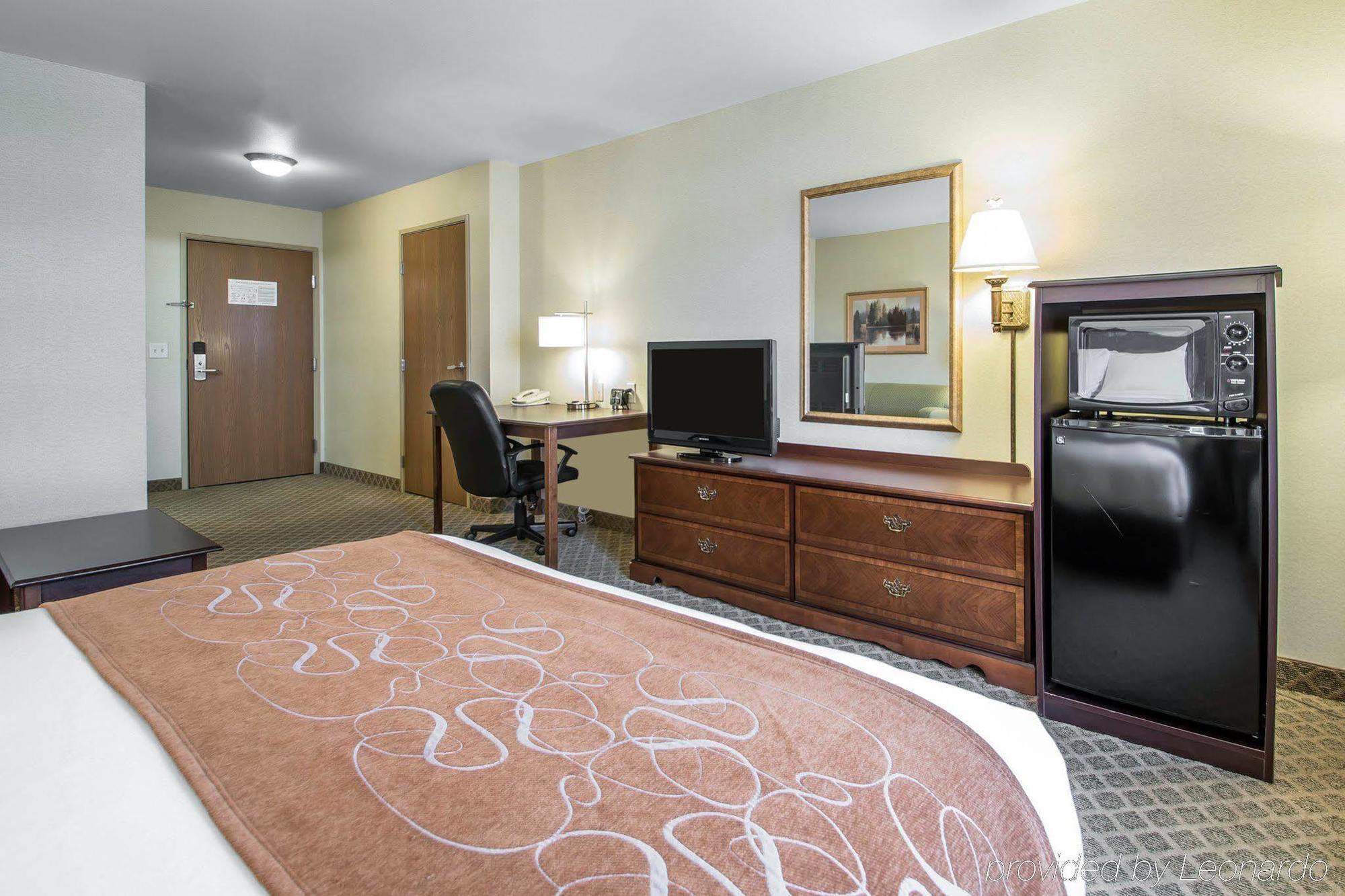 Cobblestone Suites - Ripon Extérieur photo