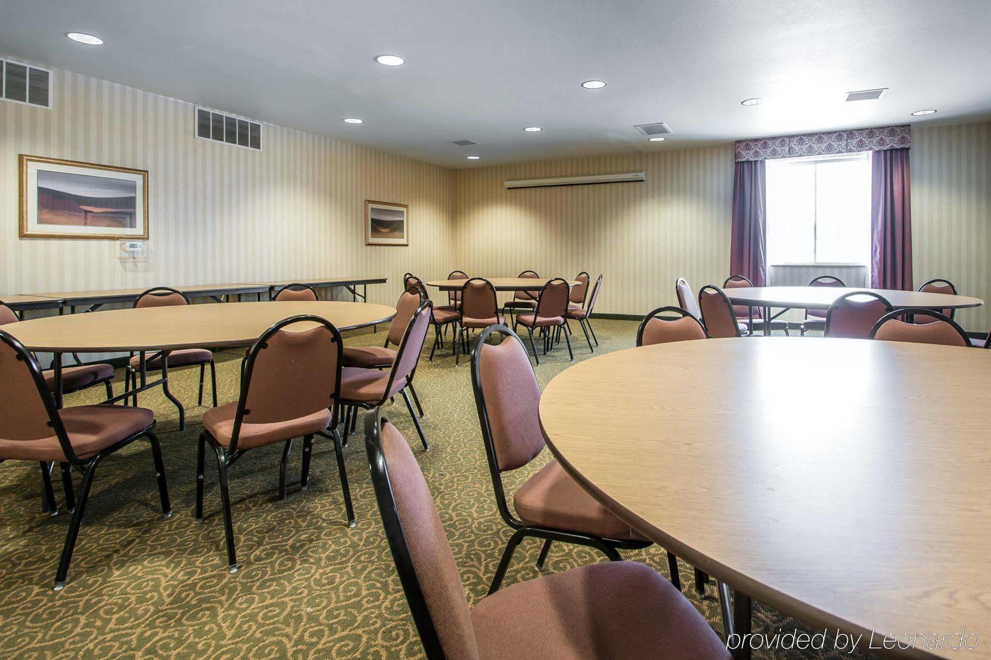 Cobblestone Suites - Ripon Extérieur photo