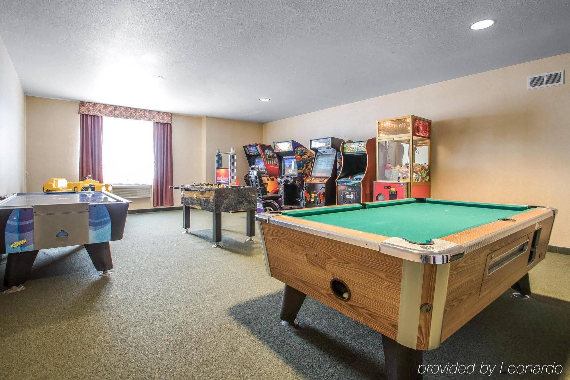 Cobblestone Suites - Ripon Extérieur photo