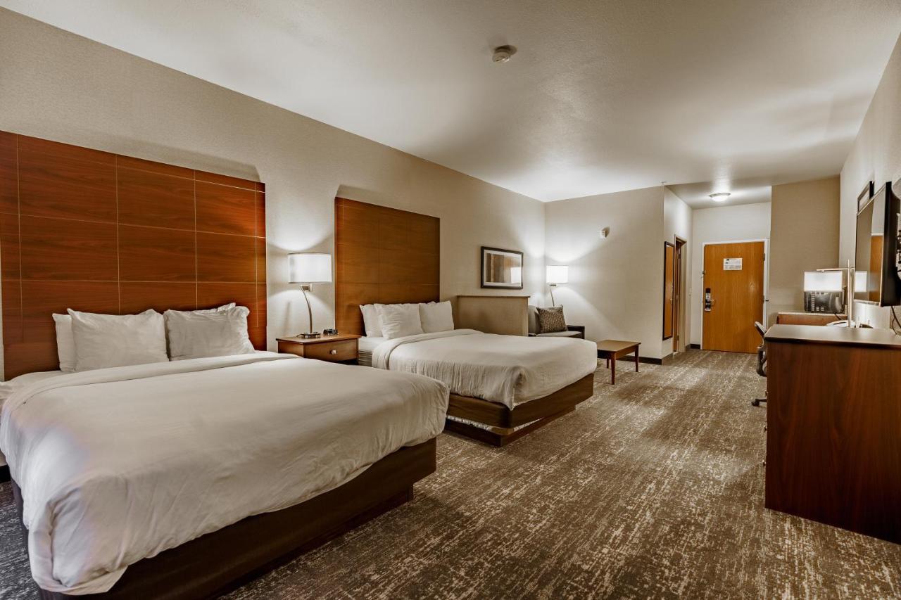 Cobblestone Suites - Ripon Extérieur photo