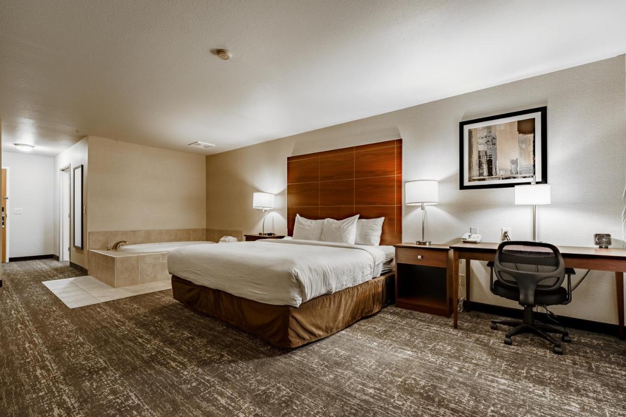 Cobblestone Suites - Ripon Extérieur photo