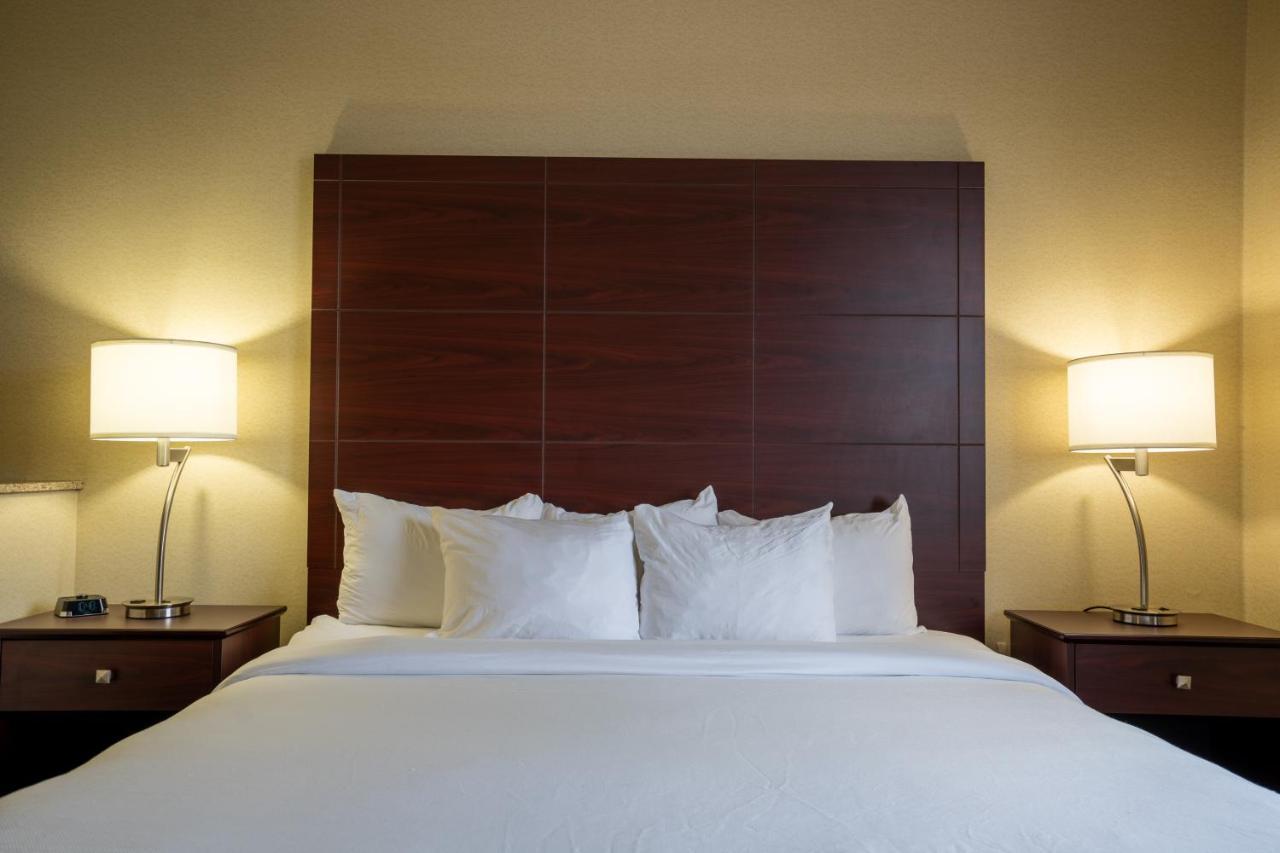 Cobblestone Suites - Ripon Extérieur photo